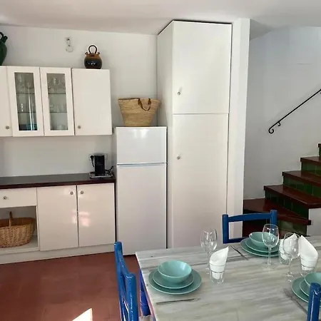 Casa Pintora Neus 카다케스